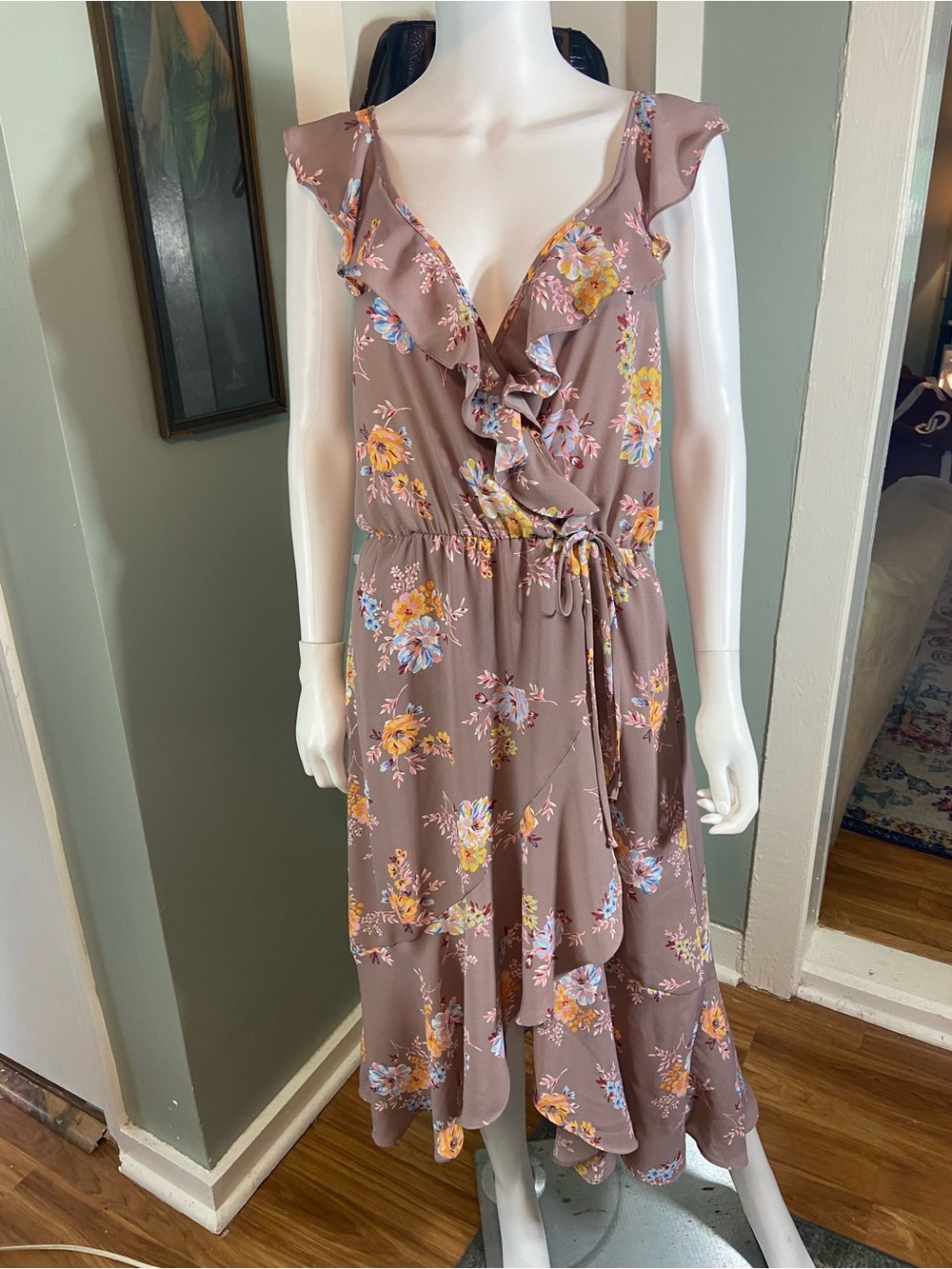 Socialite Taupe Floral Ruffle Wrap Midi Sun Dress Asymmetrical Large L Surplice